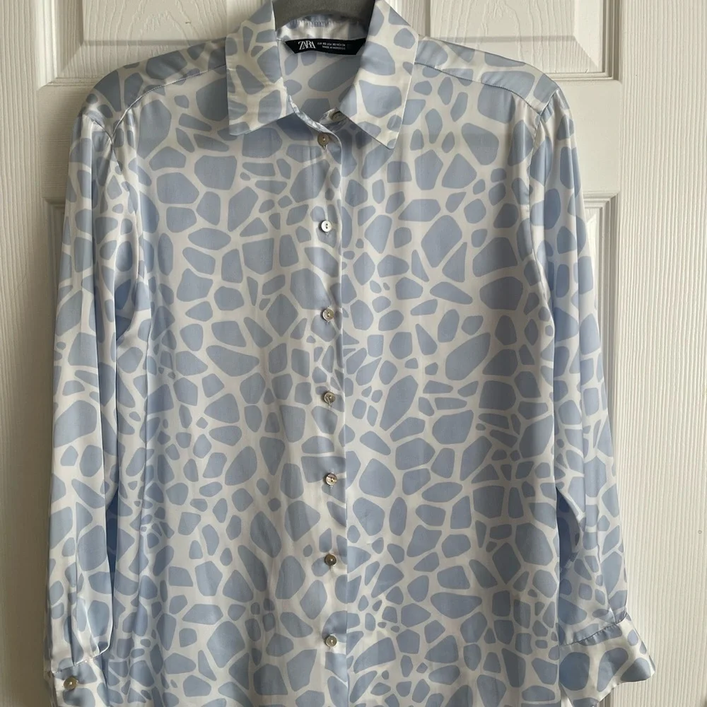 Zara Abstract Blue and White Blouse